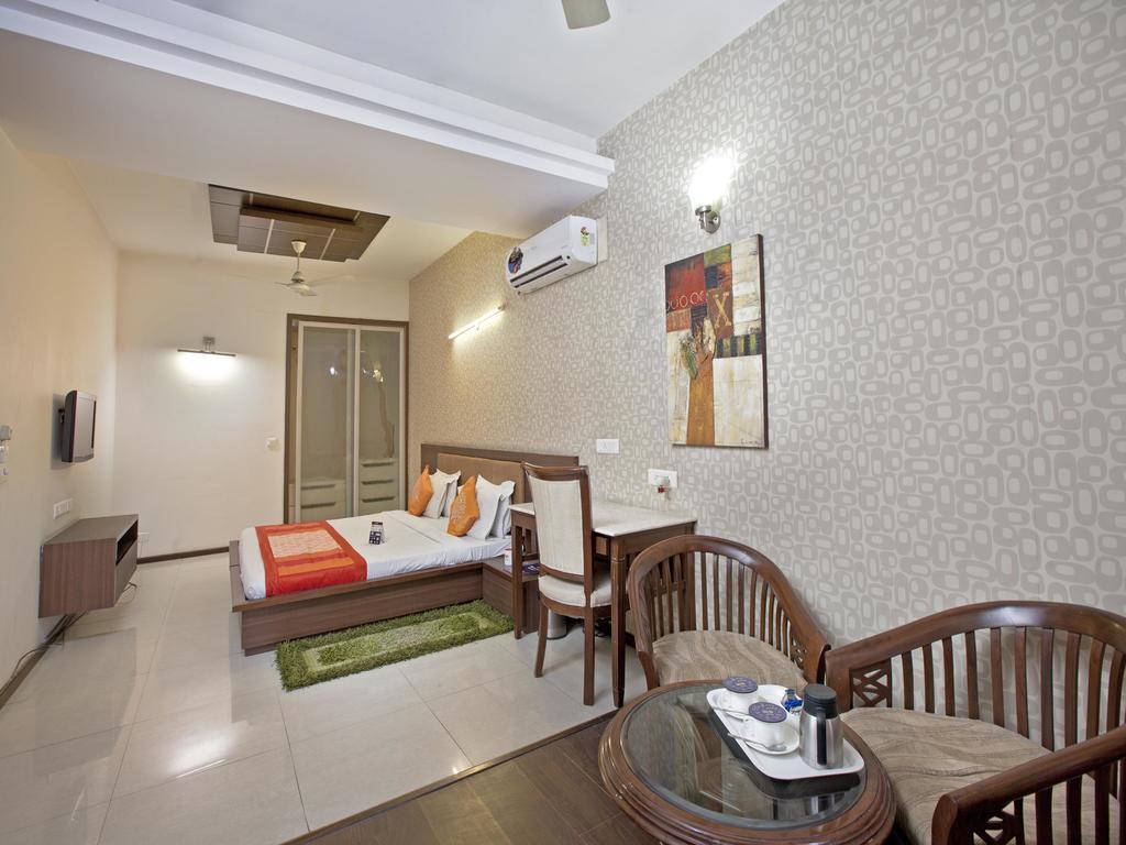 Oyo 2216 Hotel Live Inn Gurgaon Exterior photo