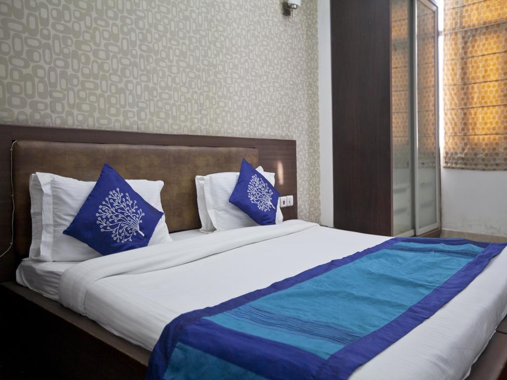 Oyo 2216 Hotel Live Inn Gurgaon Exterior photo